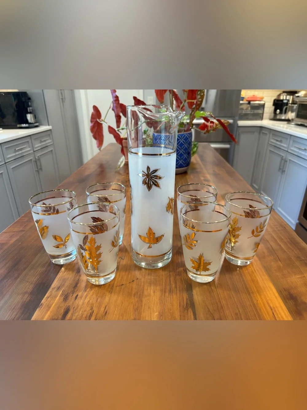 Vintage MCM Libbey Golden Foliage Frosted Pitcher & Glass Barware Set